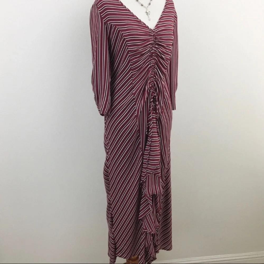 Spirit of Grace | Ruffled Dress - Picture 5 of 12